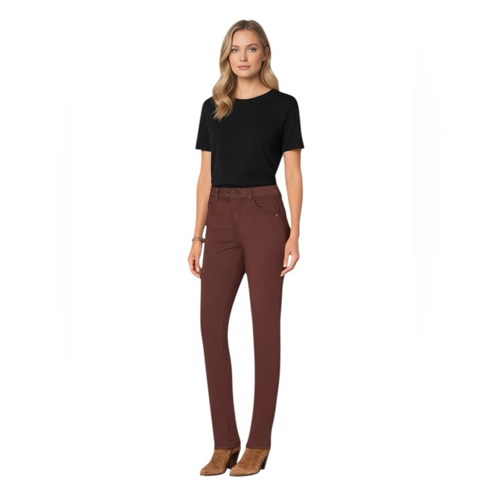 Democracy "Ab"solution Straight Leg Jeans – Size 8, Deep Burgundy NWOT